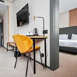 Silken Ciudad Hotell 4*