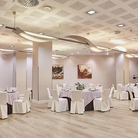 Silken Ciudad 4*