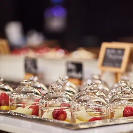 Silken Ciudad 4* גיחון