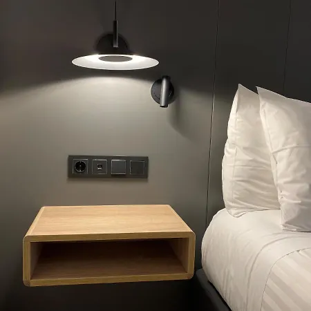 Silken Ciudad 4* גיחון