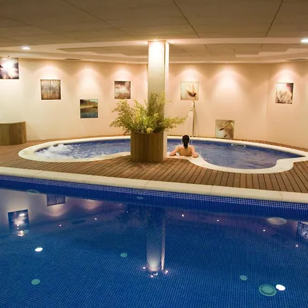 מלון Silken Ciudad 4*