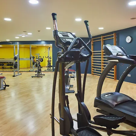 Silken Ciudad 4*