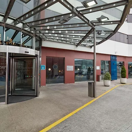 Silken Ciudad Hotel 4*