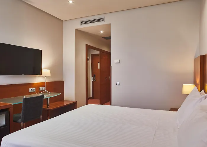 Silken Ciudad ホテル 4*