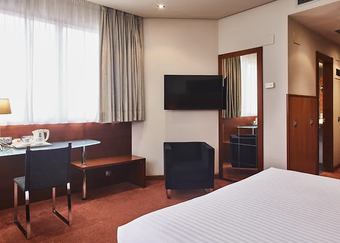 Silken Ciudad Hotel 4*