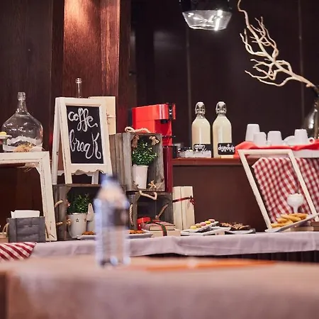 Silken Ciudad Hotel 4*